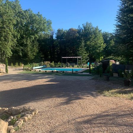 Un Coin De Campagne Le Puy-Sainte-Réparade Exterior foto